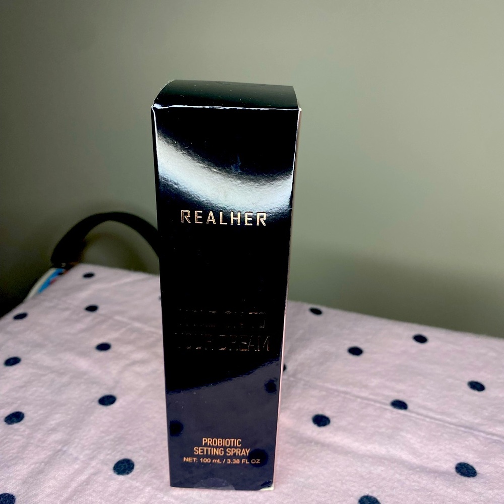 RealHer Probiotic Setting Spray
